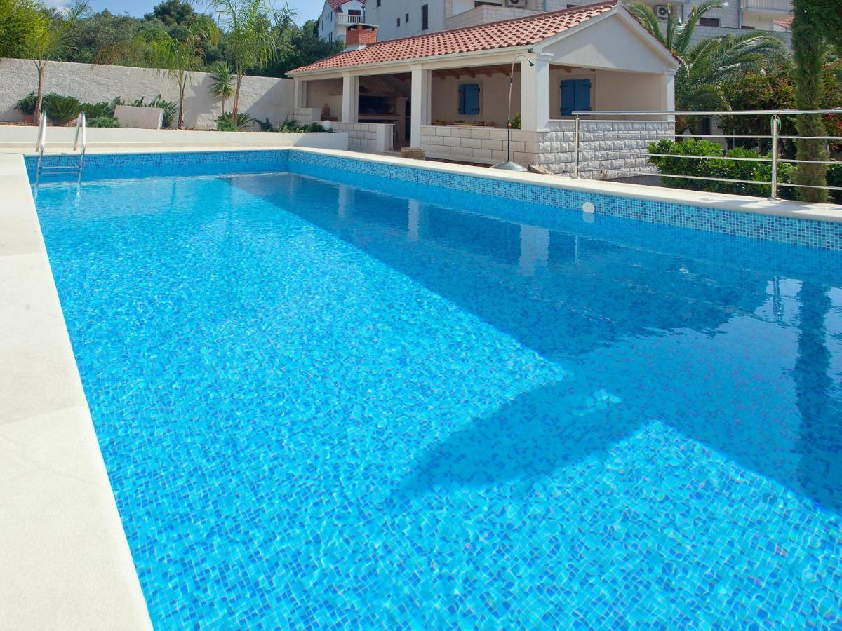 Apartment Villa 2 Pools-1 By Interhome Sutivan Eksteriør billede